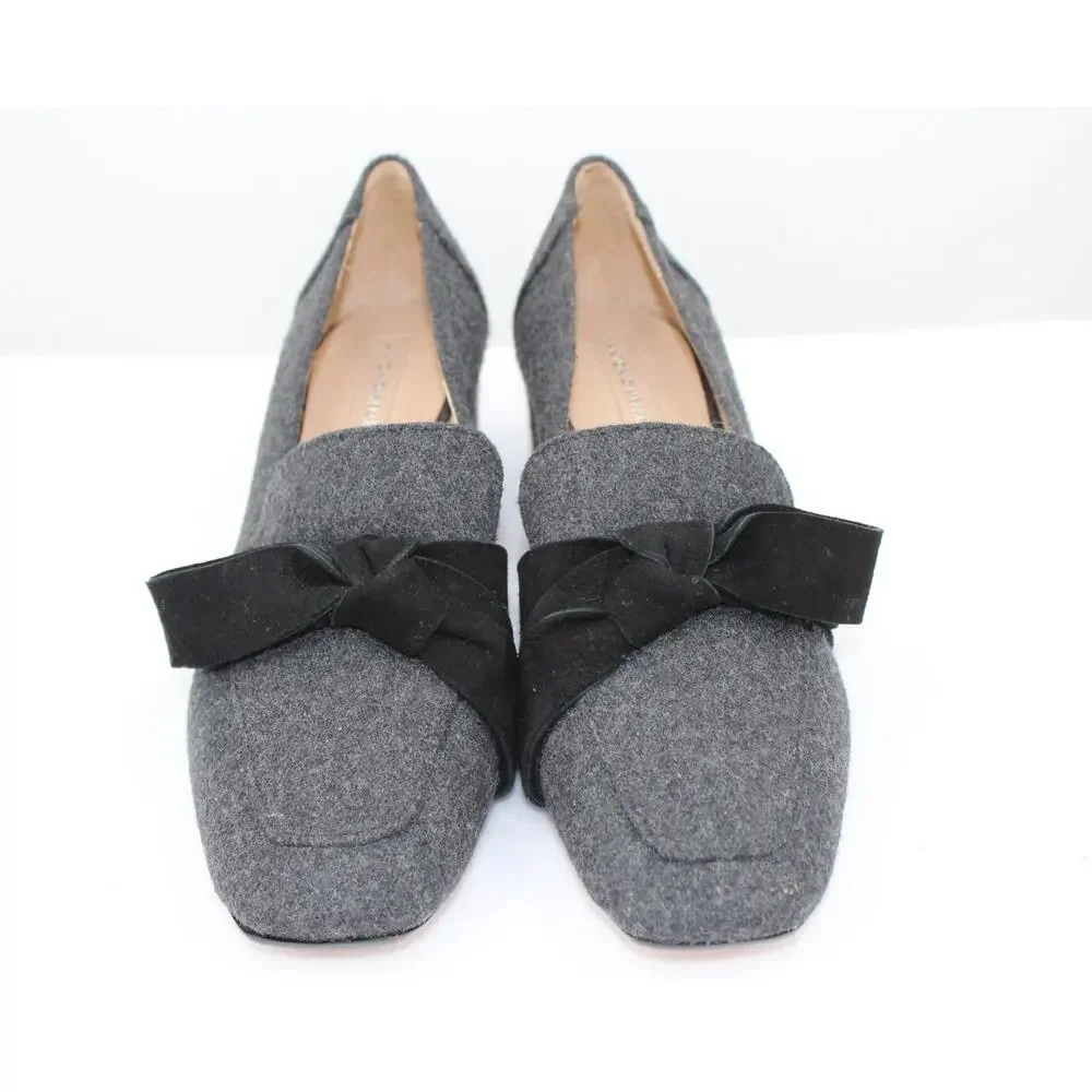 Antonio Melani Slip On Heeled Shoe Size 7M Bow Wool Blend Close Toe Gray